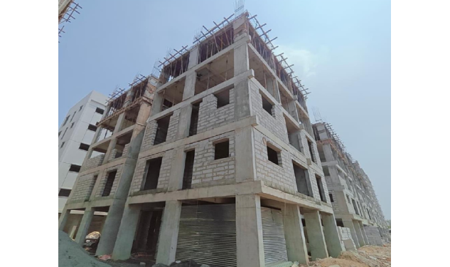 DRA Beena Clover construction update on 03-04-2026 showing Block-01 – Pour-2 – Fourth Floor Roof Slab Shuttering work in Progress in Flats in Selaiyur - Chennai.